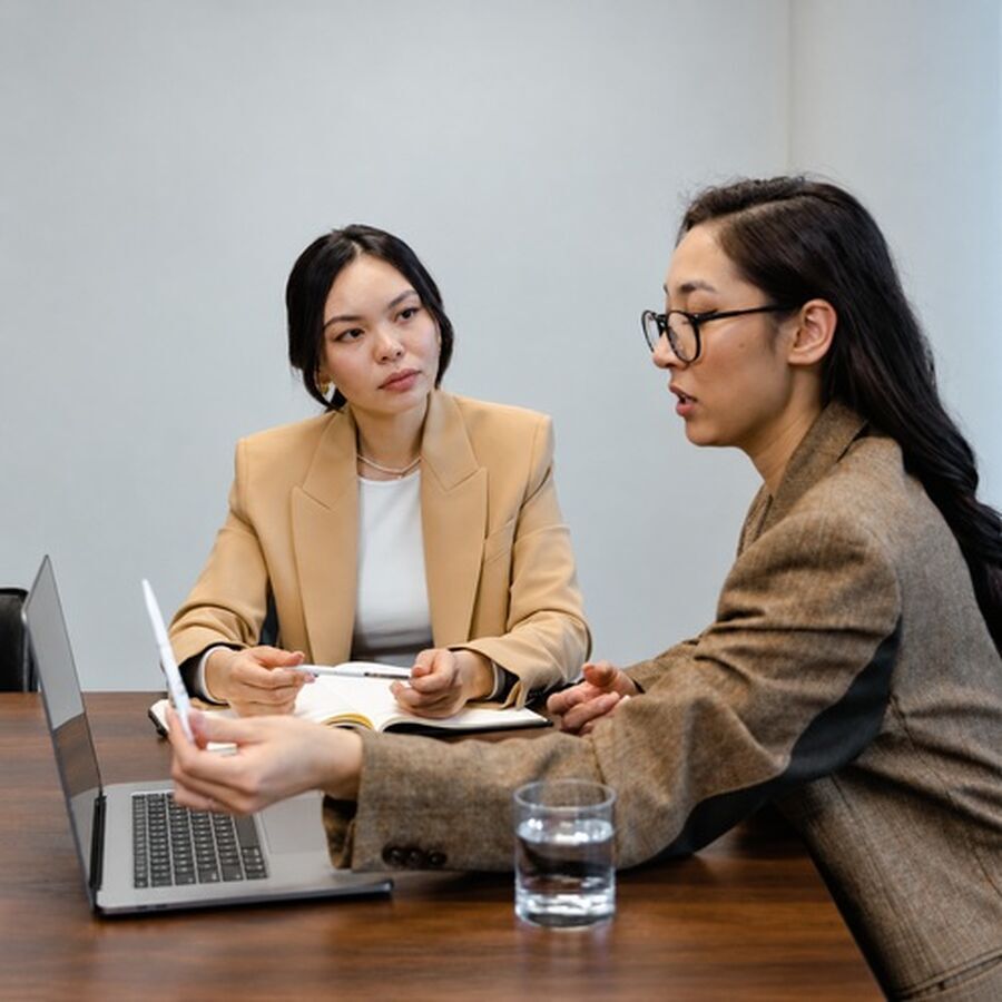怎样开口寻求帮助：把卡住的任务变成可以回应的请求