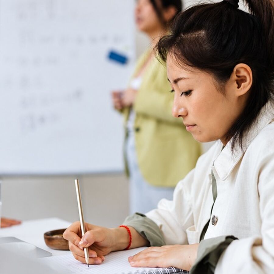理解别人，也守住责任：把同理心用在管理决定里
