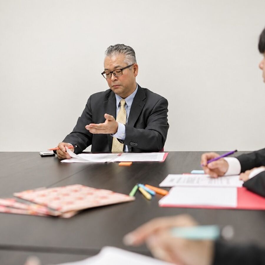 RAPID 决策角色怎样落地：让跨部门合作知道谁负责哪一步