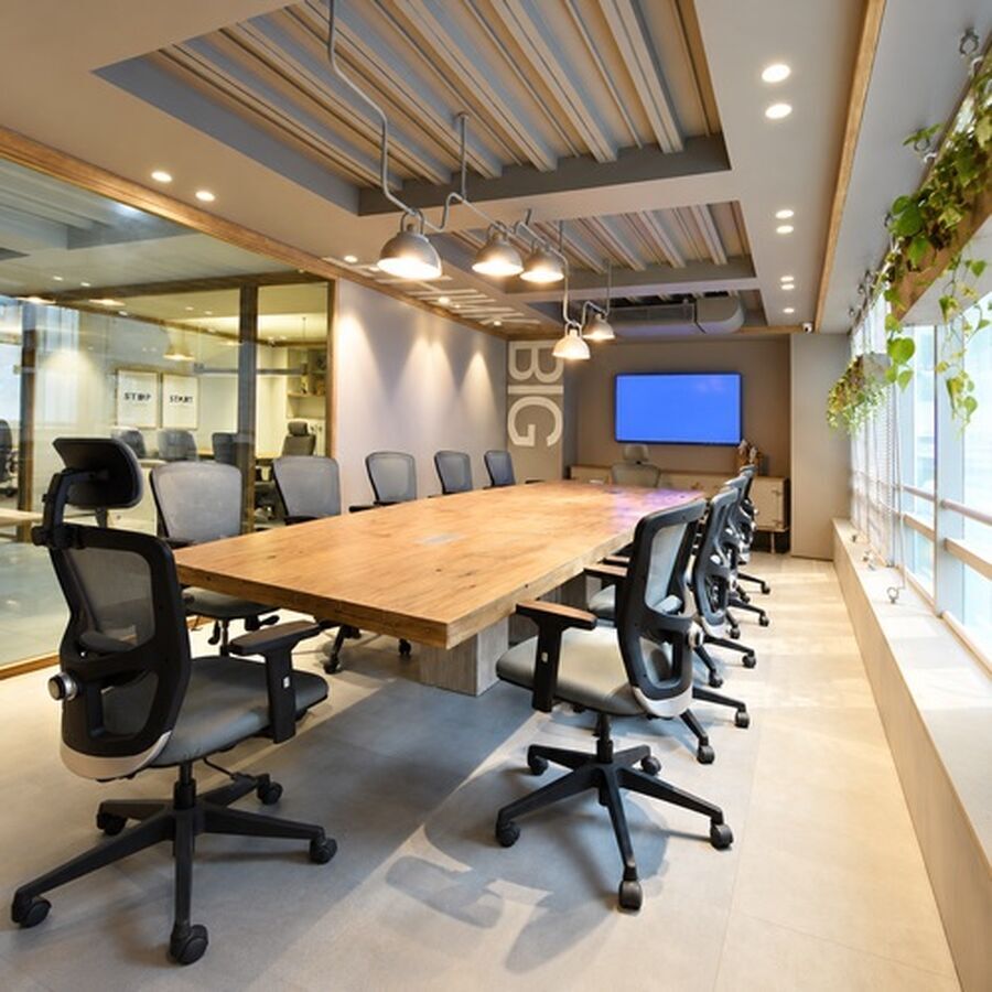 多元化不等于更安全：教练怎样陪管理者核对增长假设