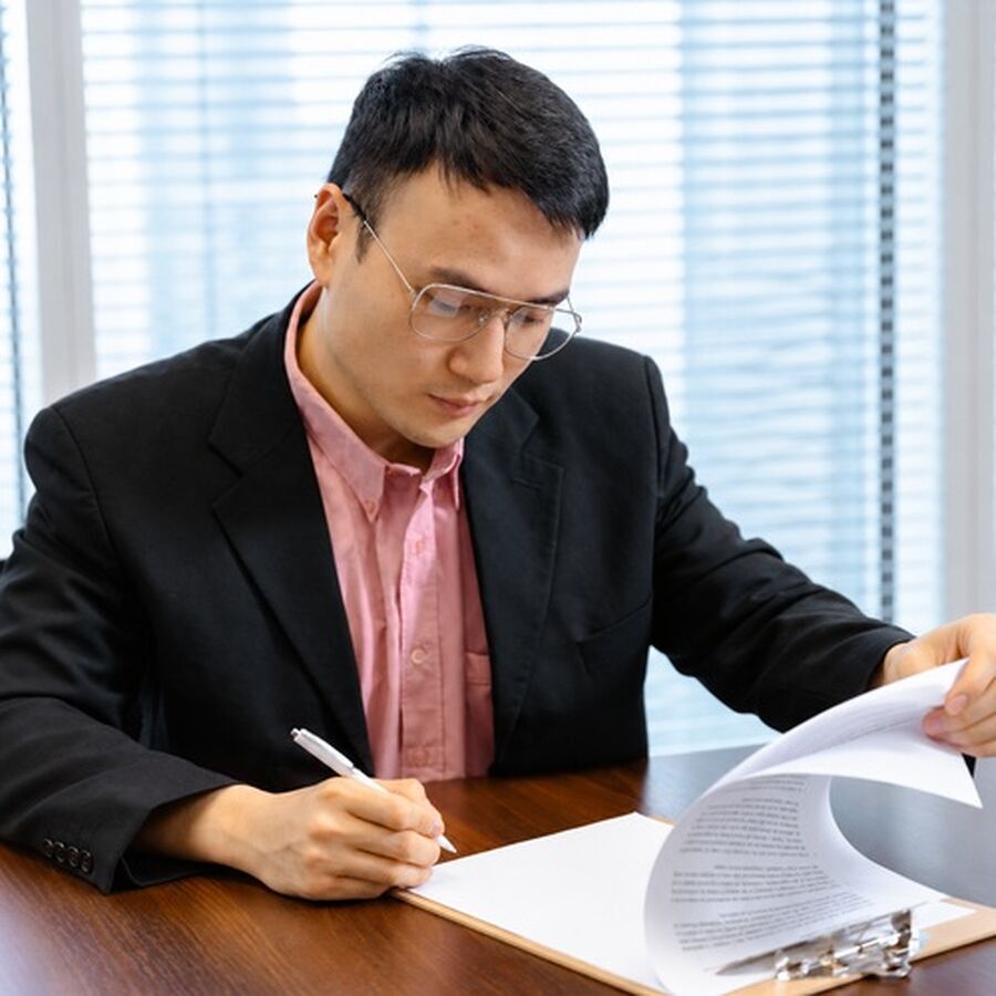 向上协作：把目标、授权和支持谈清楚