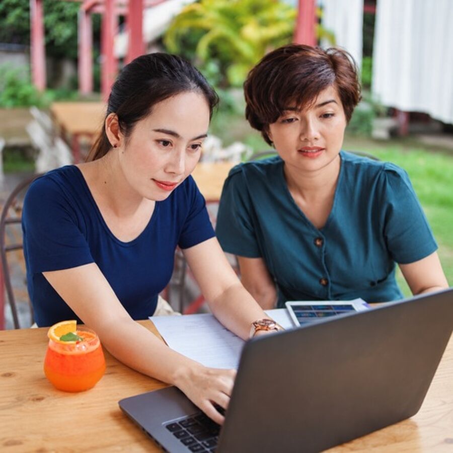 反向导师不只是年轻人教技术：把双向学习约定清楚