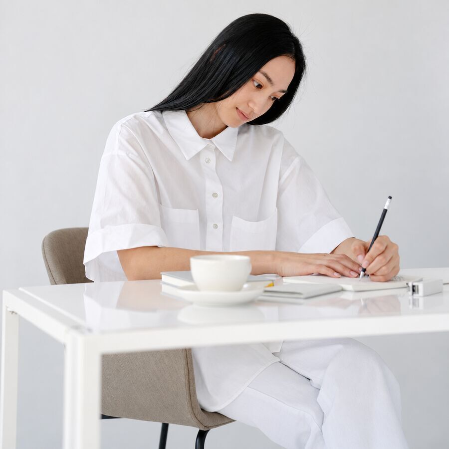 学过心理咨询，也学过教练，如果只能推一个