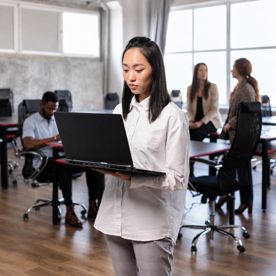 中层的“夹心”，到底夹的是什么？